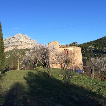 Maison A Aix En Provence Au Pied De La Sainte Victoire Beaurecueil Extérieur photo
