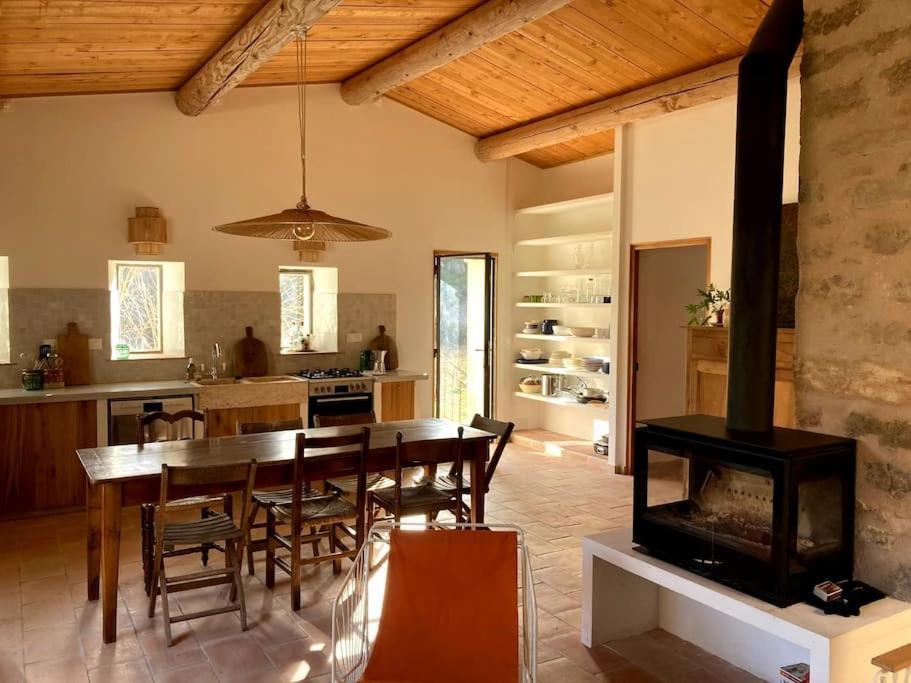Maison A Aix En Provence Au Pied De La Sainte Victoire Beaurecueil Extérieur photo